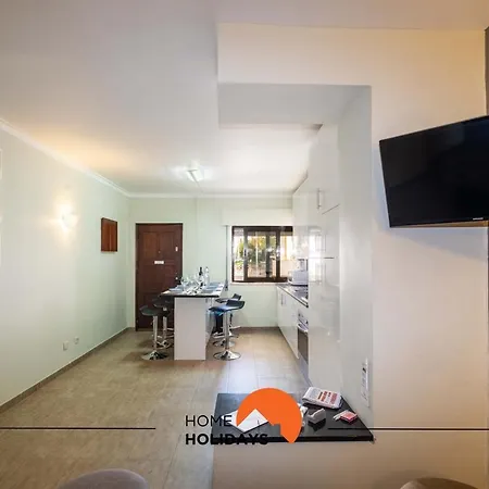 #018 T2 Elisabete By Holidays Apartment Albufeira
