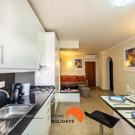 #018 T2 Elisabete By Holidays Apartment